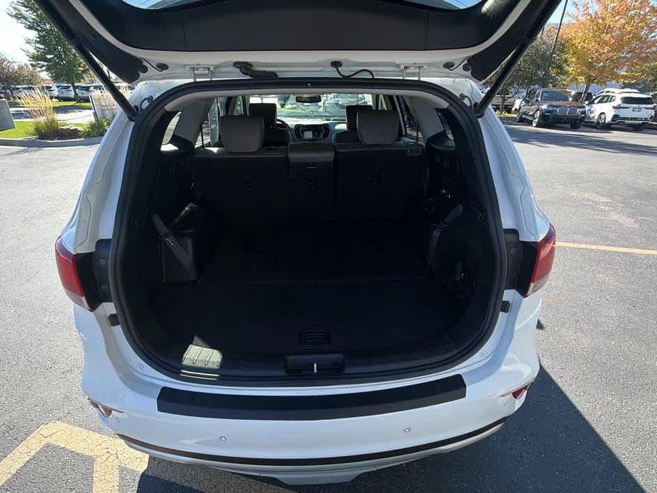 Used 2017 Hyundai Santa Fe AWD w/ SE Ultimate Tech Package 03 image 9