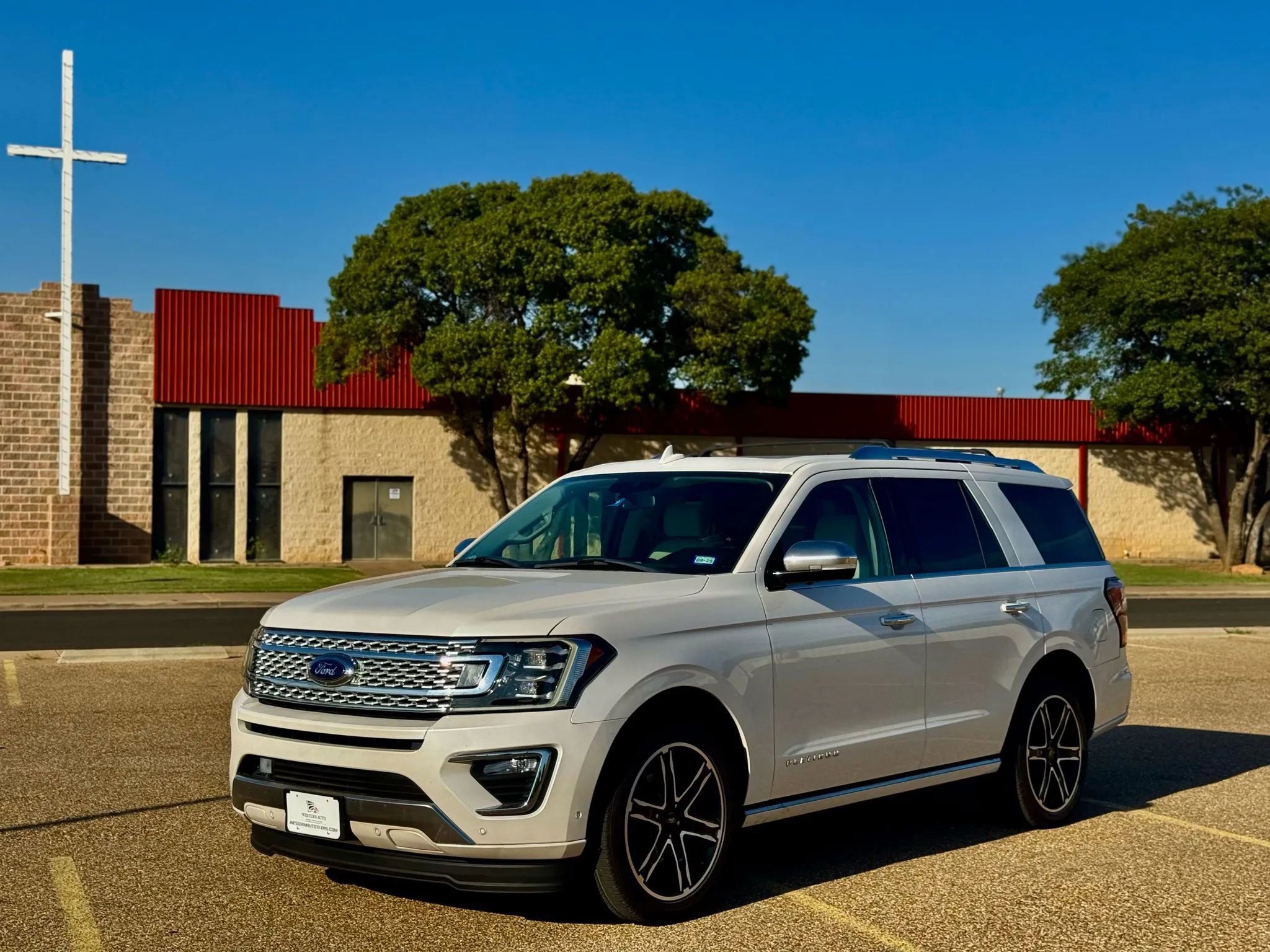 Used 2018 Ford Expedition Platinum image 10