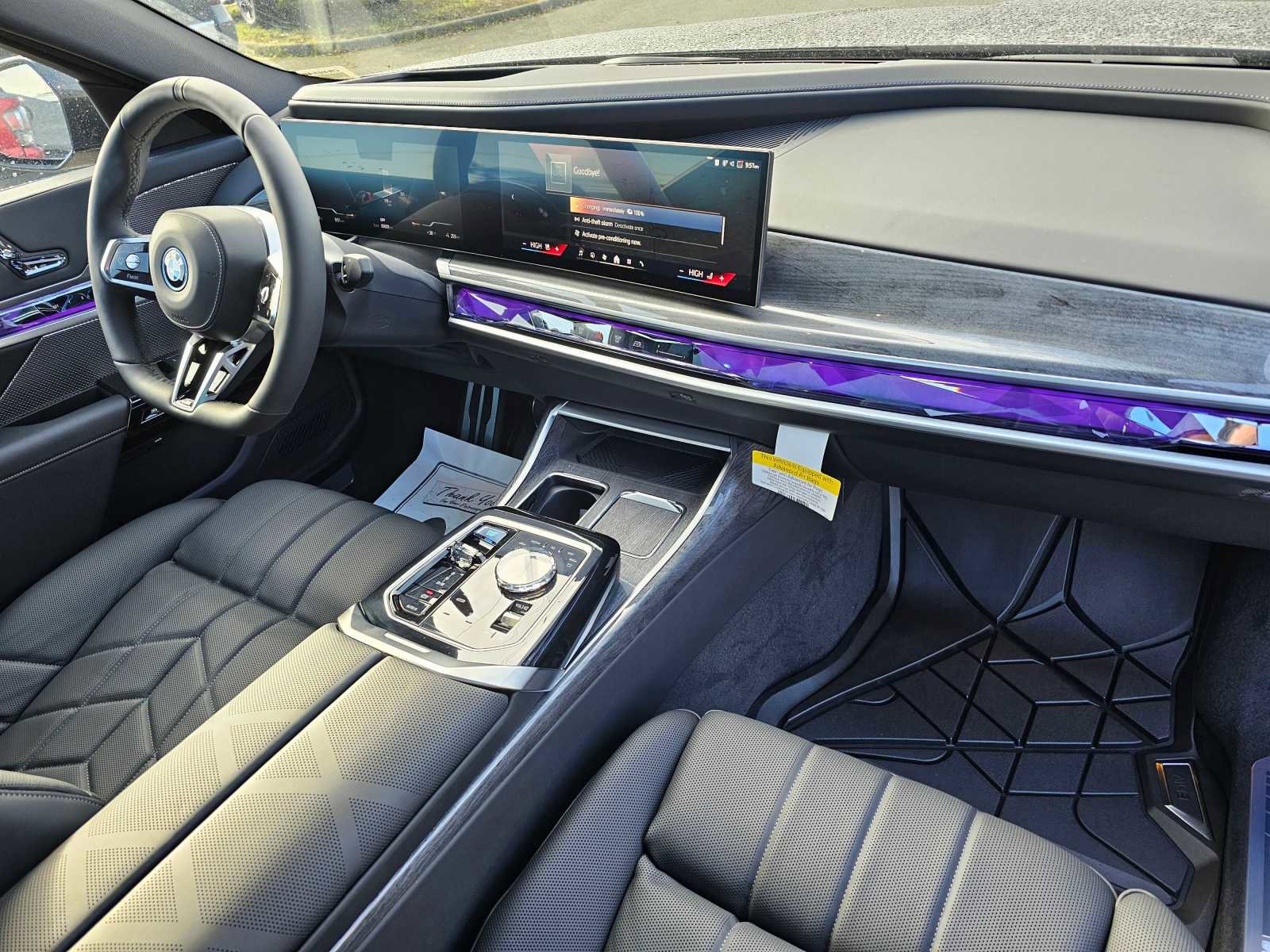 New 2024 BMW i7 xDrive60 image 11