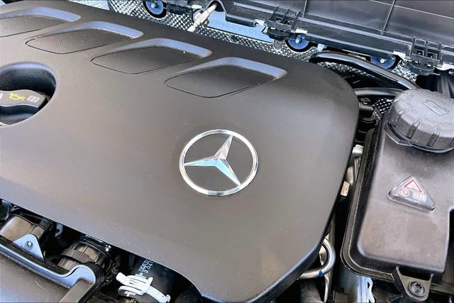 Certified 2025 Mercedes-Benz GLB 250 4MATIC image 33