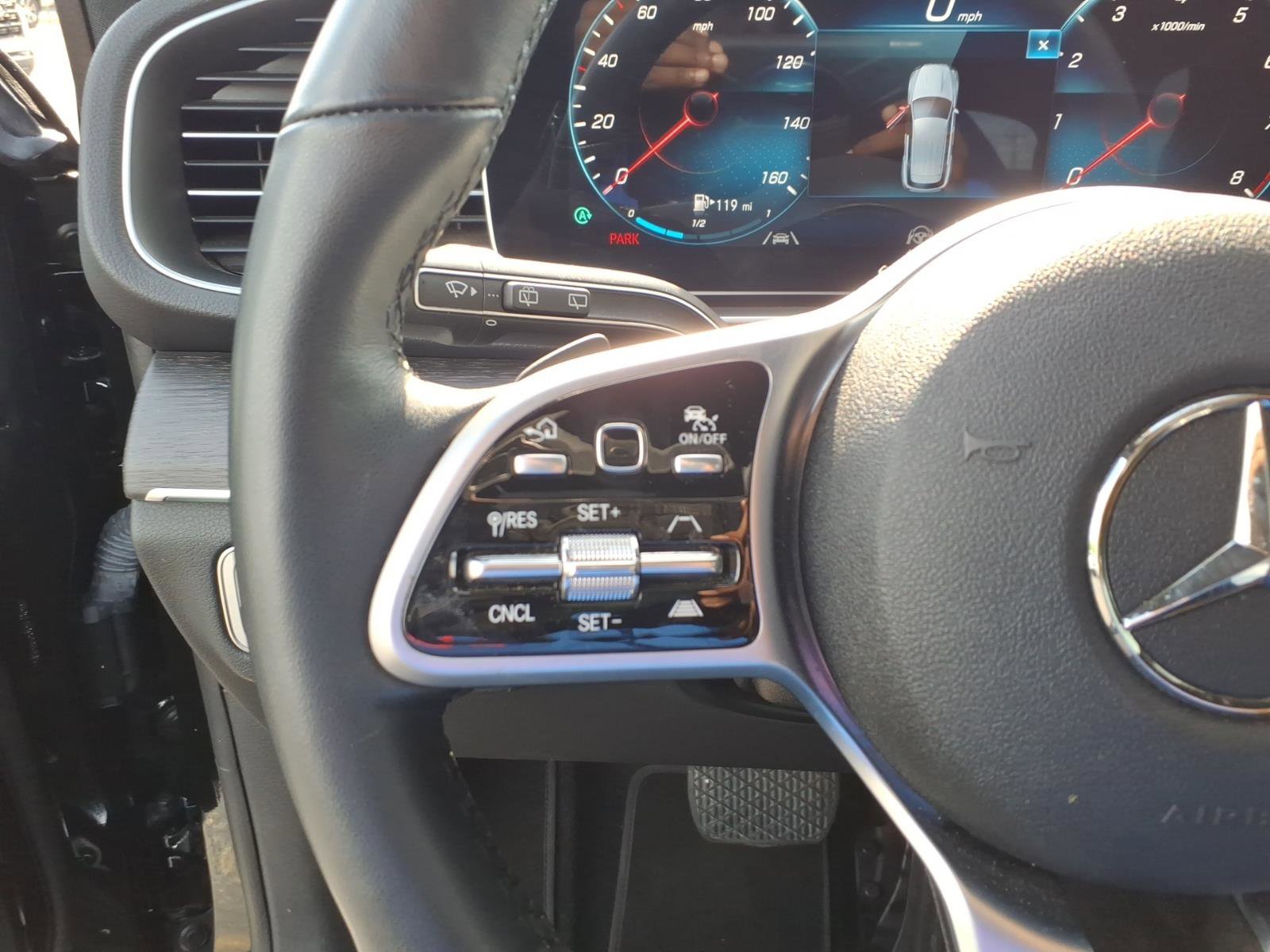 Used 2021 Mercedes-Benz GLE 580 4MATIC image 10