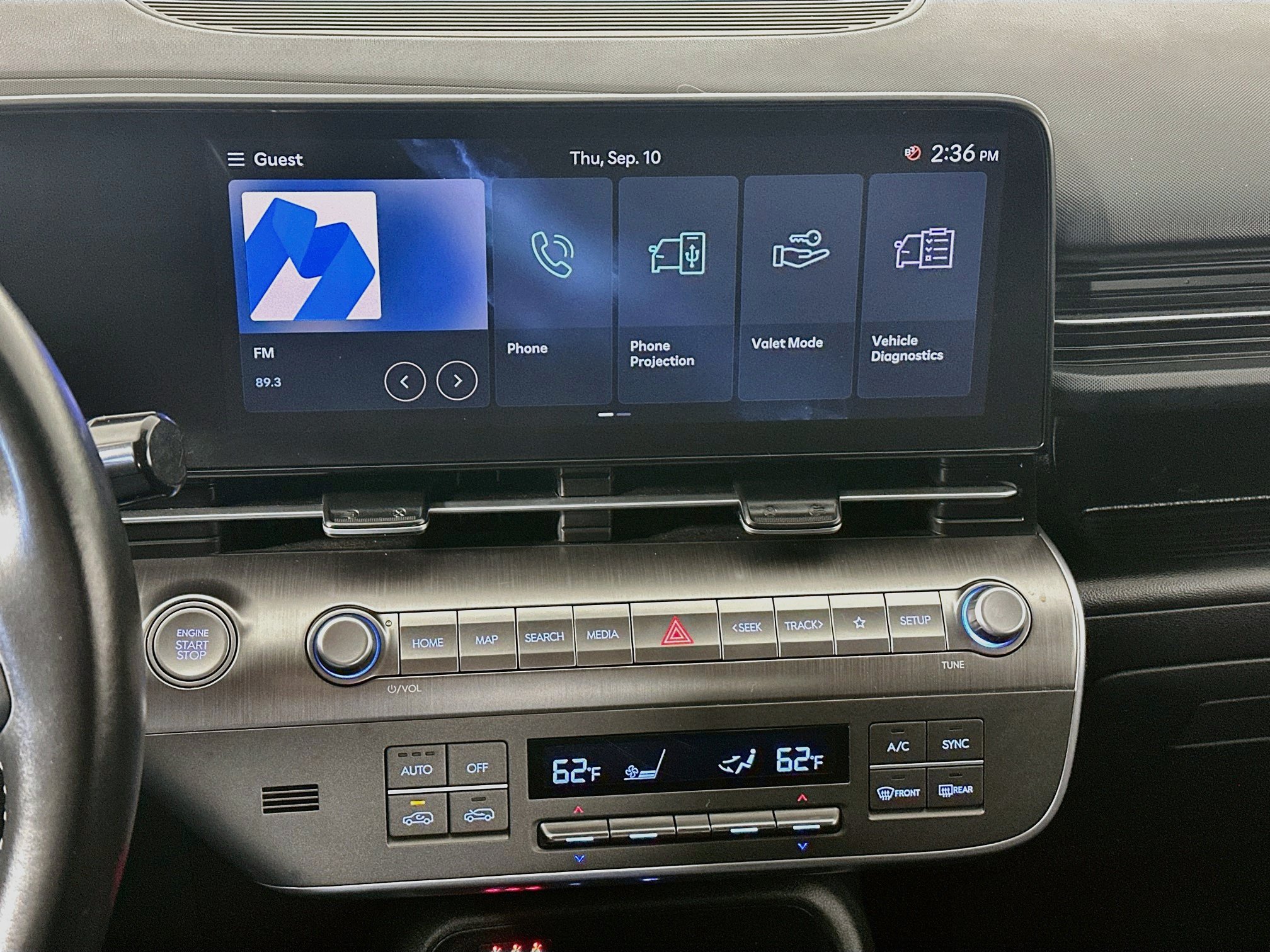 Used 2025 Hyundai Kona SEL FWD image 23