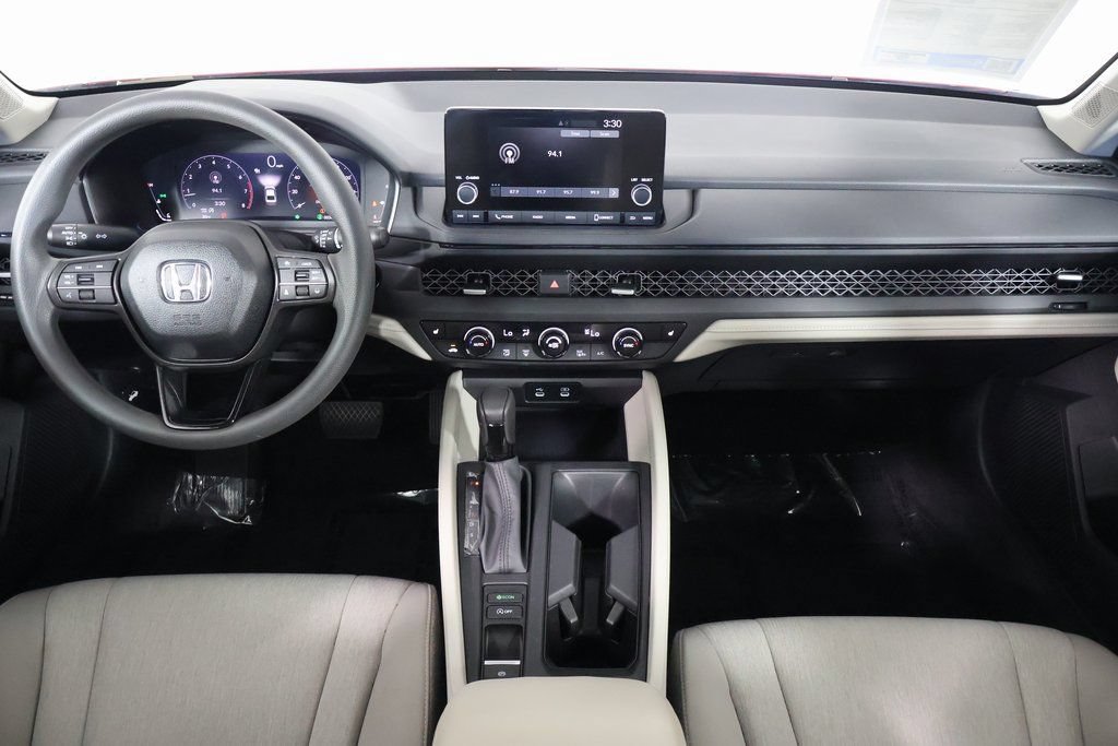 Used 2025 Honda Accord SE image 8