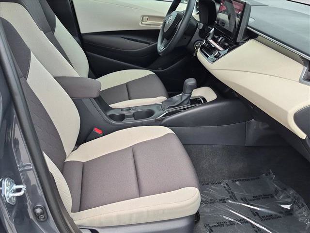 Used 2026 Toyota Corolla LE FWD image 19
