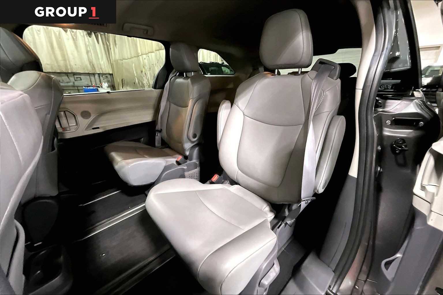 Certified 2021 Toyota Sienna XLE image 21