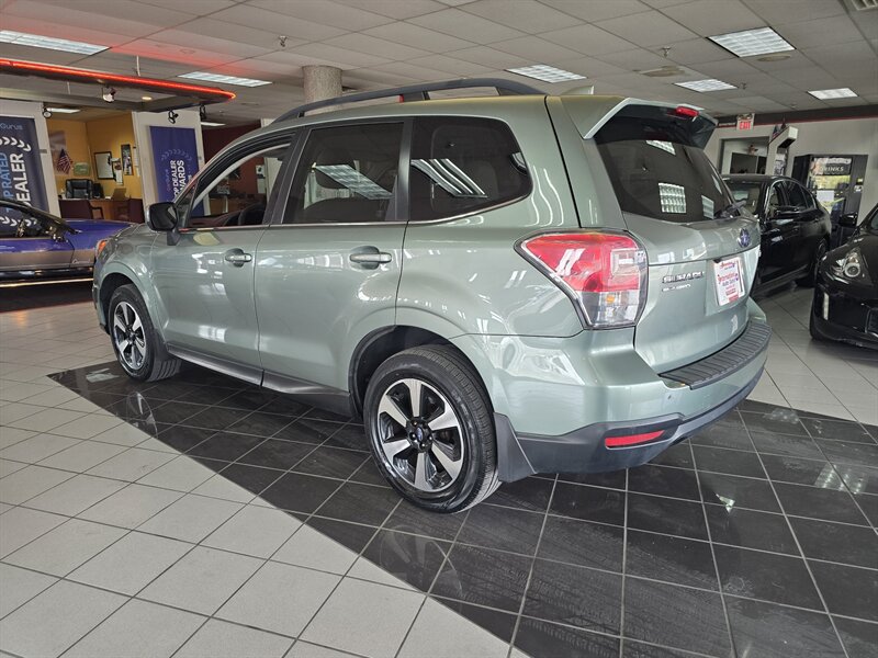 Used 2017 Subaru Forester 2.5i Limited AWD/4WD image 6