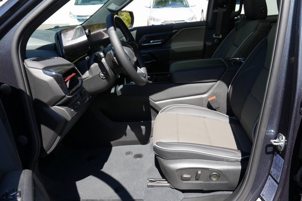 New 2026 Chevrolet Silverado EV Trail Boss w/ Premium Package image 8