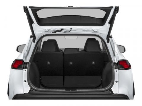 Used 2023 Toyota Corolla Cross XLE image 11