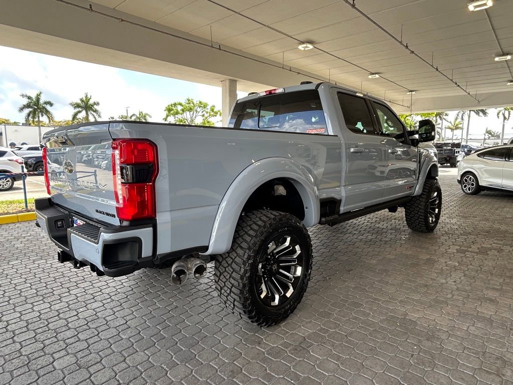New 2026 Ford F250 Lariat w/ Black Appearance Package image 4