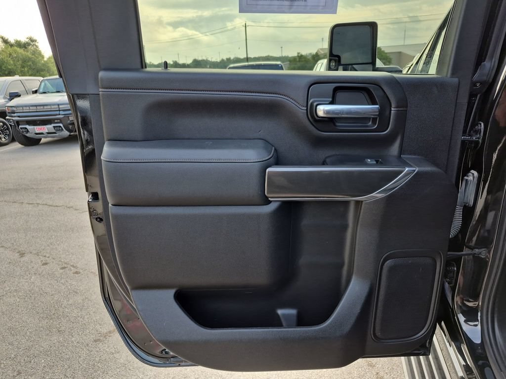 Used 2022 GMC Sierra 2500 AT4 w/ AT4 Premium Plus Package AWD/4WD image 38
