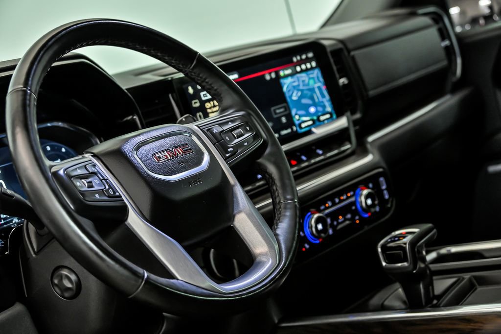 Used 2023 GMC Sierra 1500 SLT w/ SLT Convenience Package AWD/4WD image 17