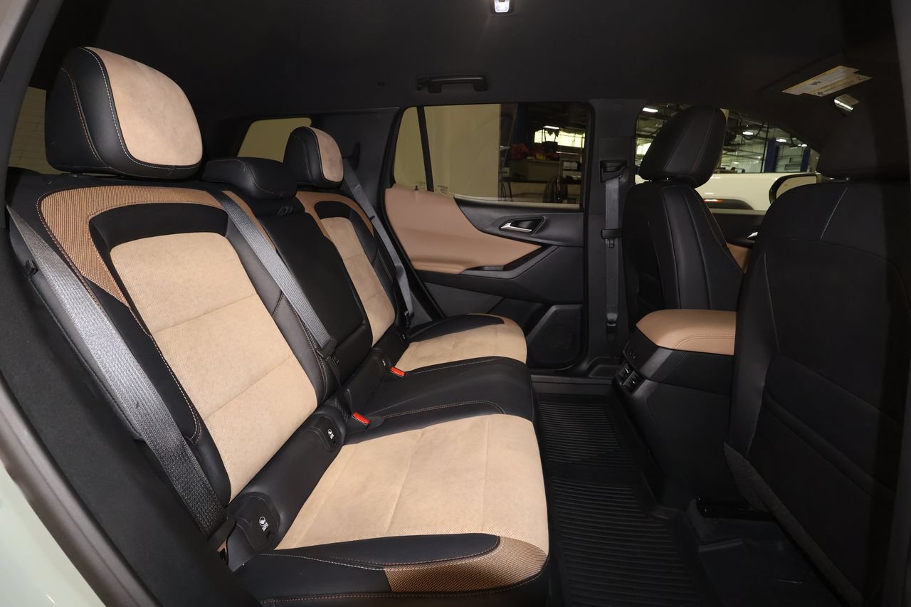 Used 2026 Chevrolet Equinox ACTIV w/ Convenience Package III AWD/4WD image 27