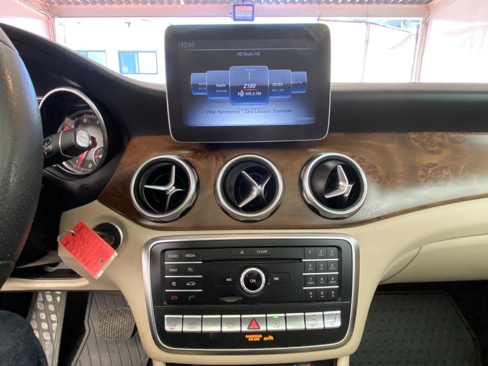 Used 2018 Mercedes-Benz GLA 250 4MATIC image 22