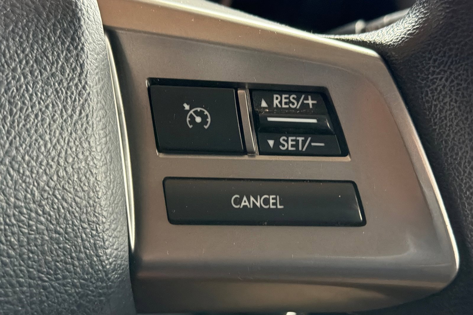 Used 2015 Subaru Forester 2.5i image 32