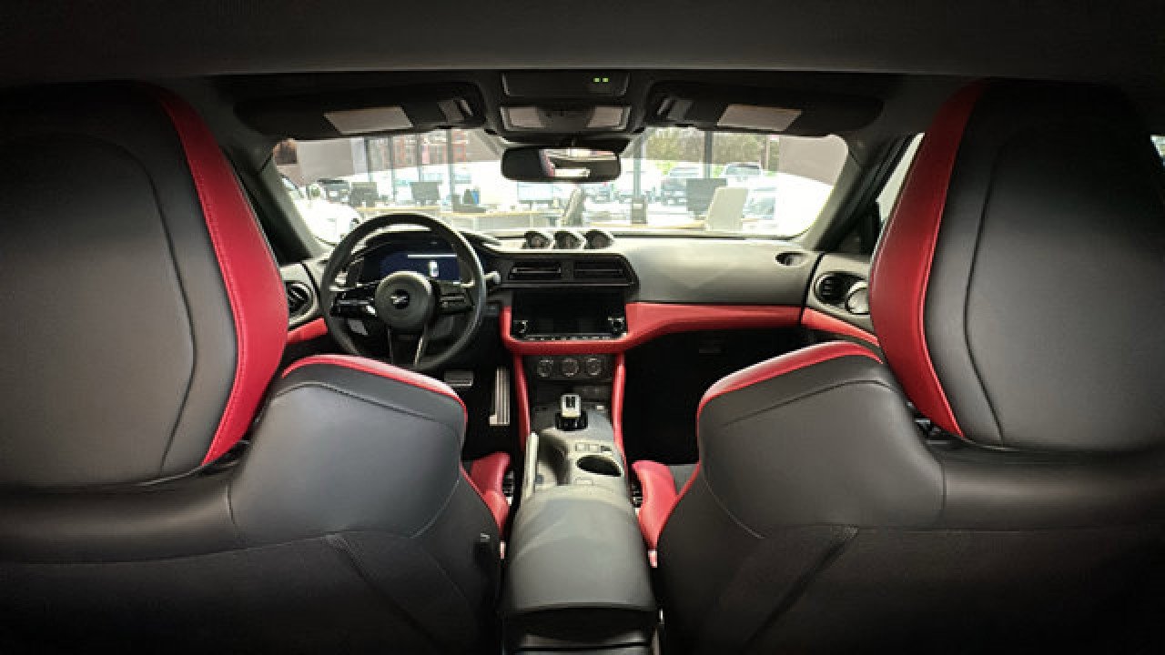 New 2023 Nissan Z PERFORMANC w/ Floor Mat Package (L93) image 18