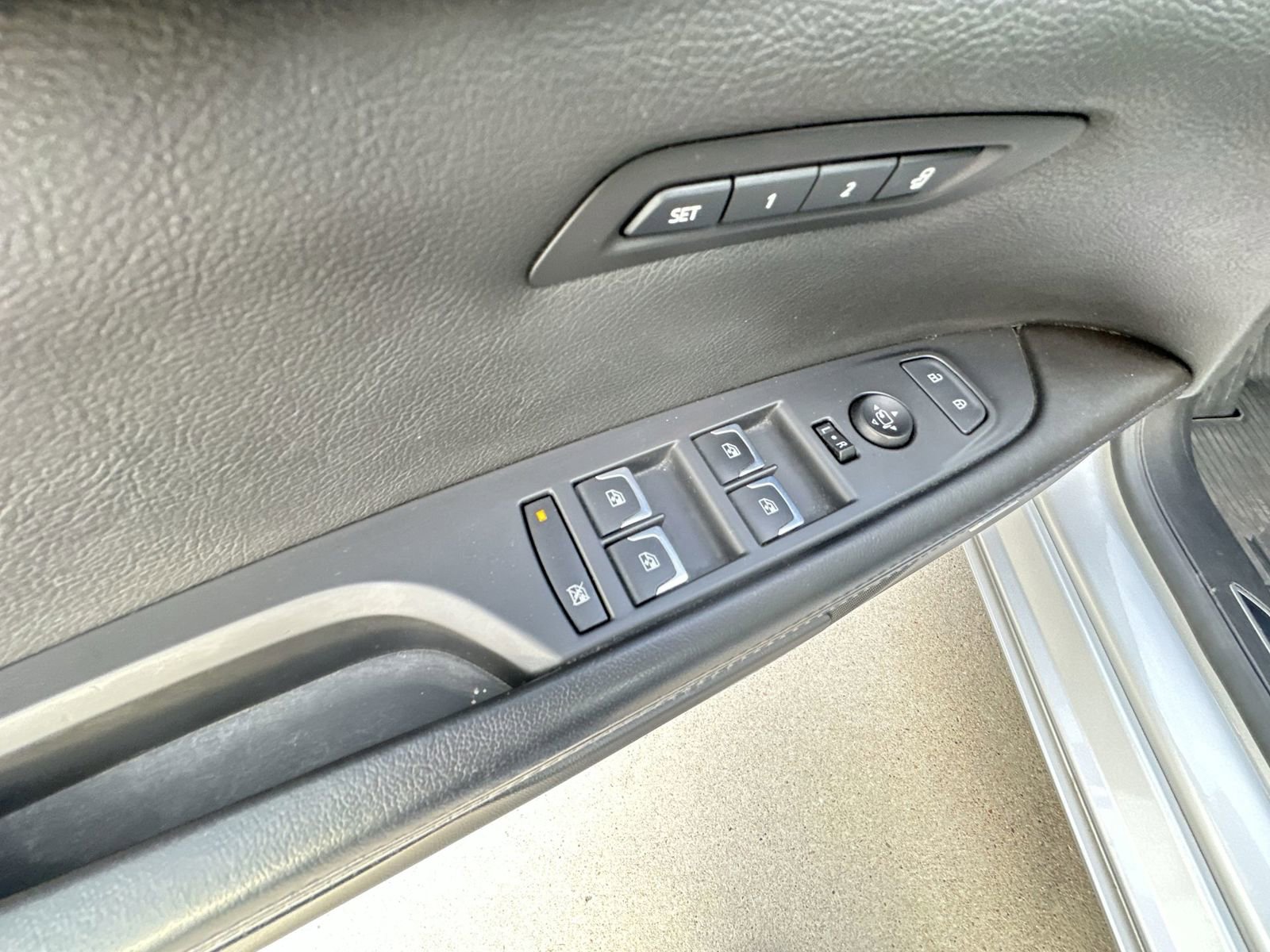 Used 2020 Cadillac CT6 Premium Luxury w/ LPO, Exterior Accent Package AWD/4WD image 24