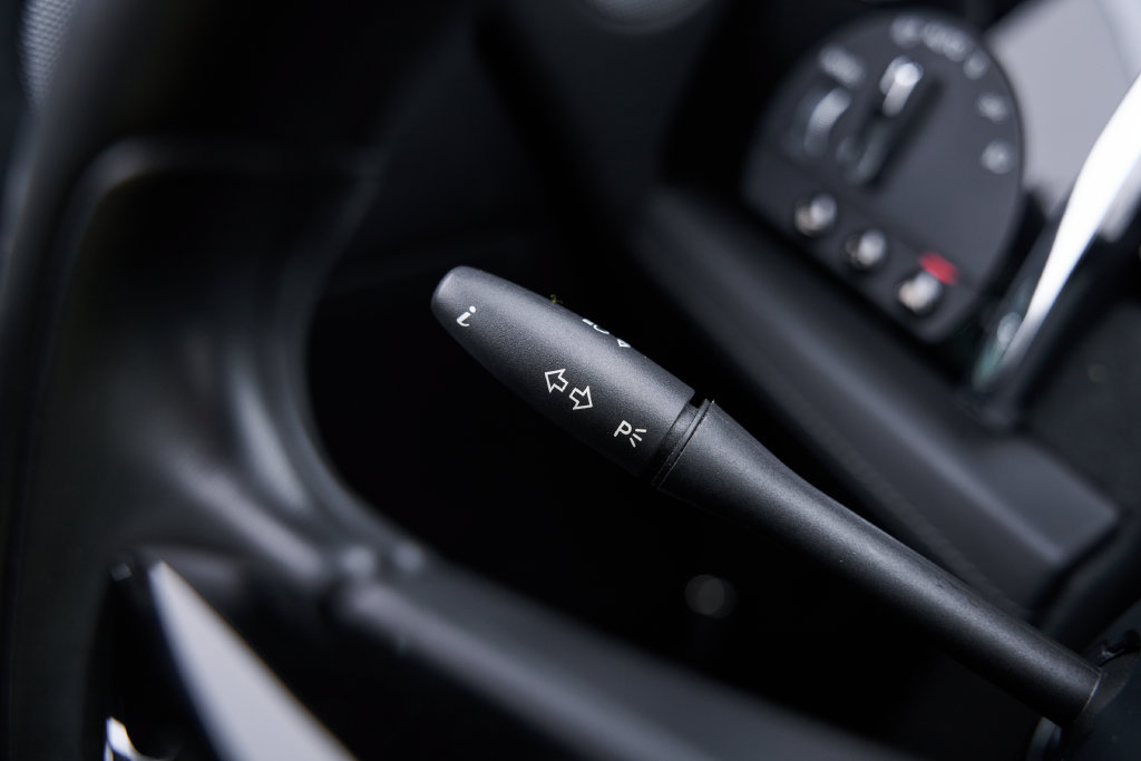 Used 2015 Rolls-Royce Wraith RWD image 57