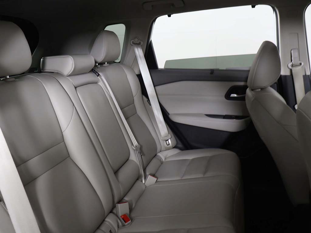 Used 2023 Nissan Rogue SL w/ SL Premium Package FWD image 34