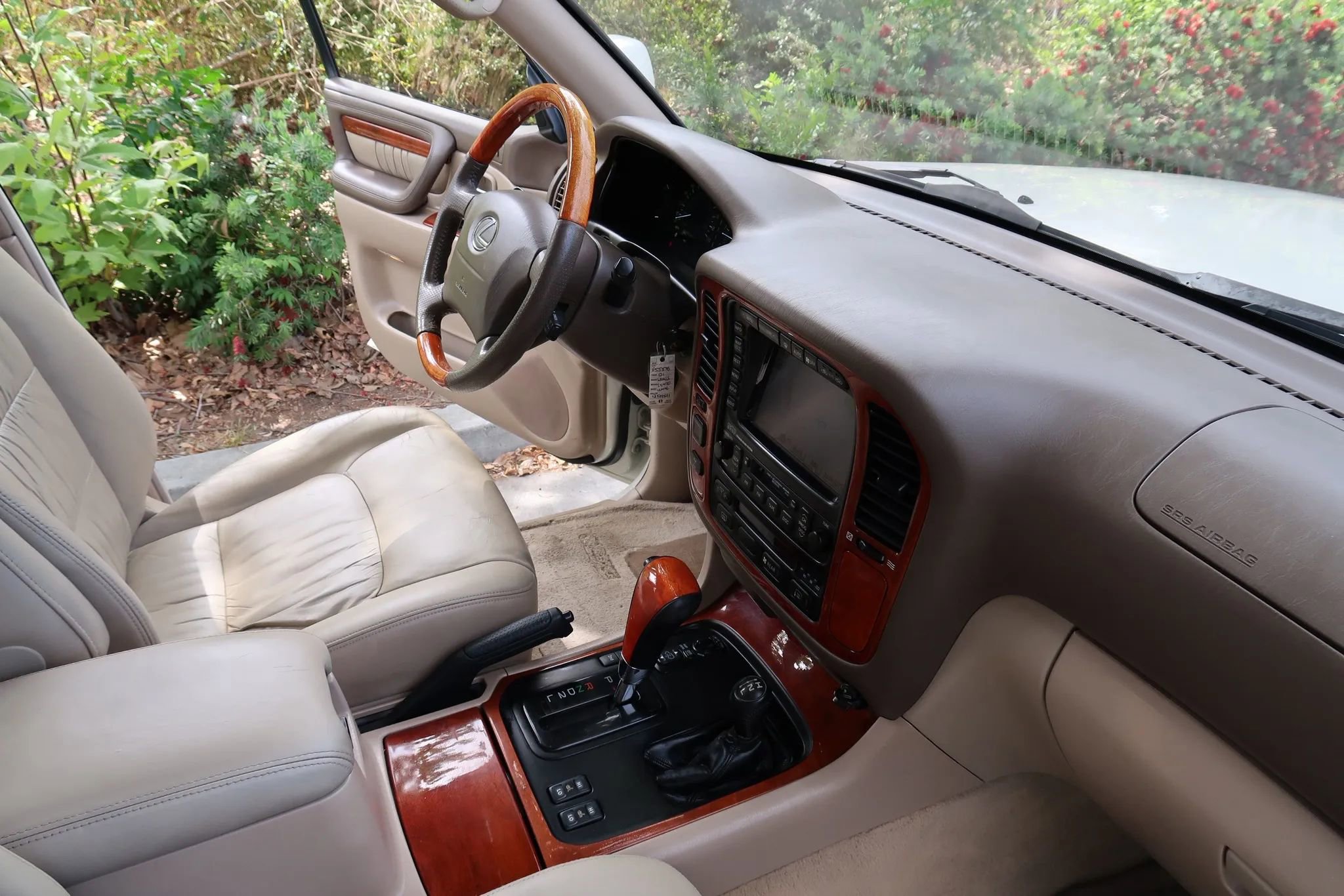Used 2001 Lexus LX 470 4WD image 32