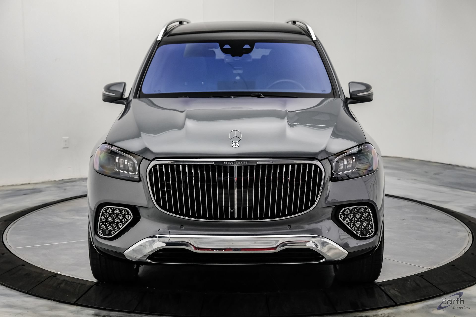 Used 2024 Mercedes-Benz Maybach GLS 600 4MATIC image 36