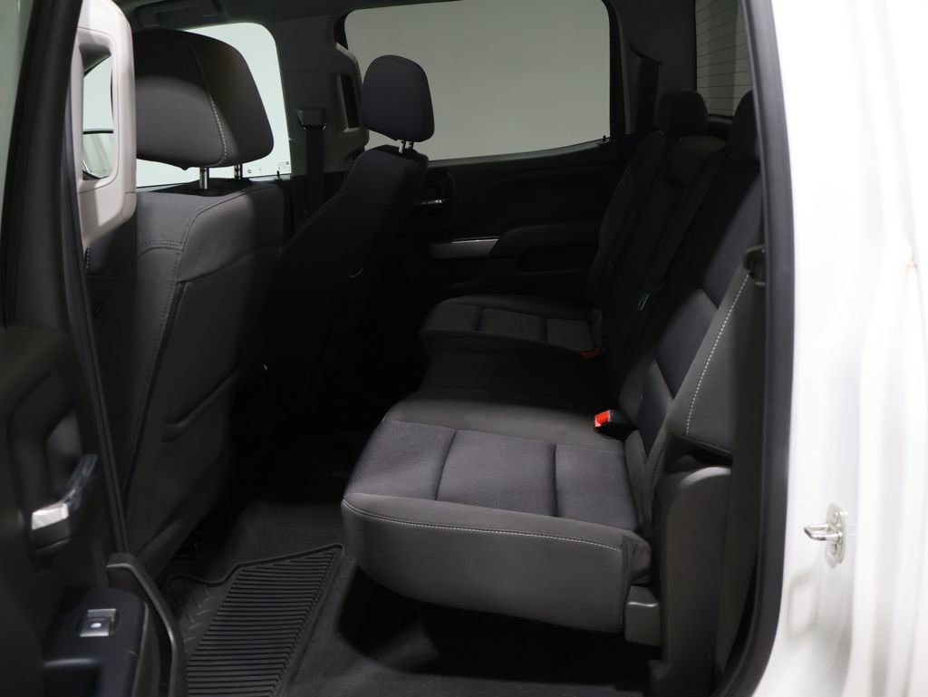 Used 2018 Chevrolet Silverado 1500 LT w/ All Star Edition image 19