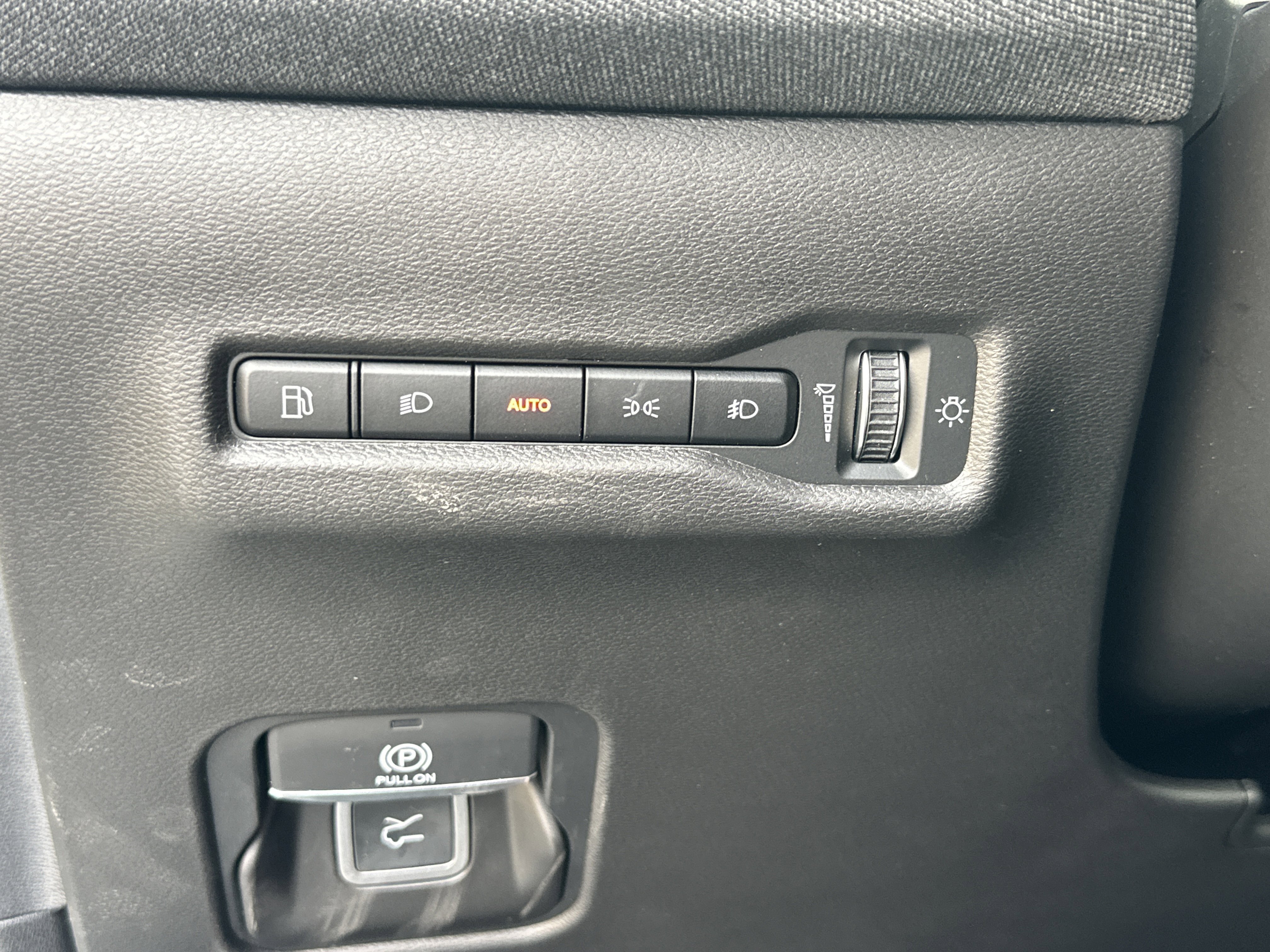 New 2026 Jeep Cherokee Laredo image 12