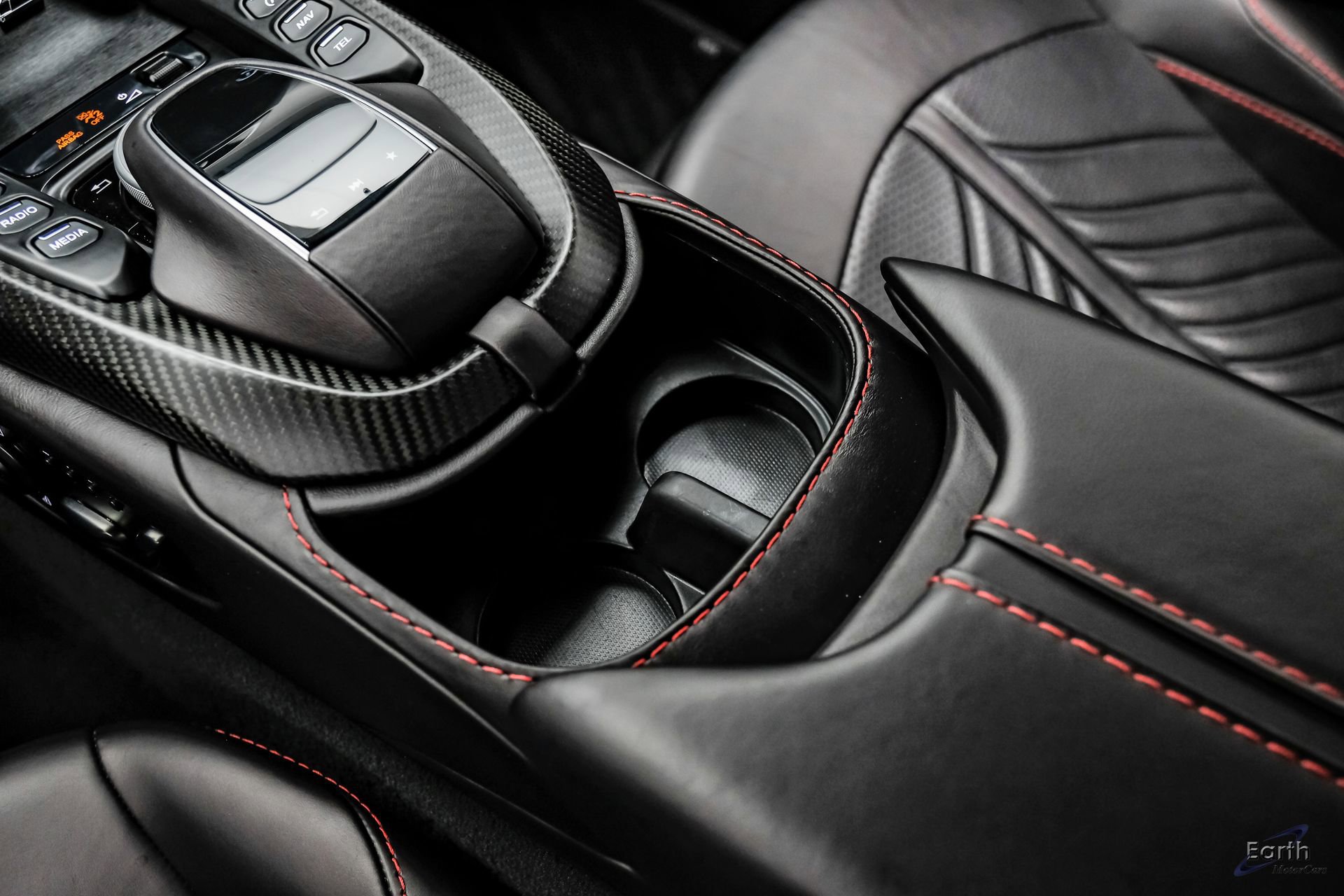 Used 2023 Aston Martin V12 Vantage RWD image 63