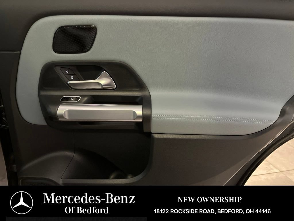 Used 2026 Mercedes-Benz GLB 250 4MATIC image 17