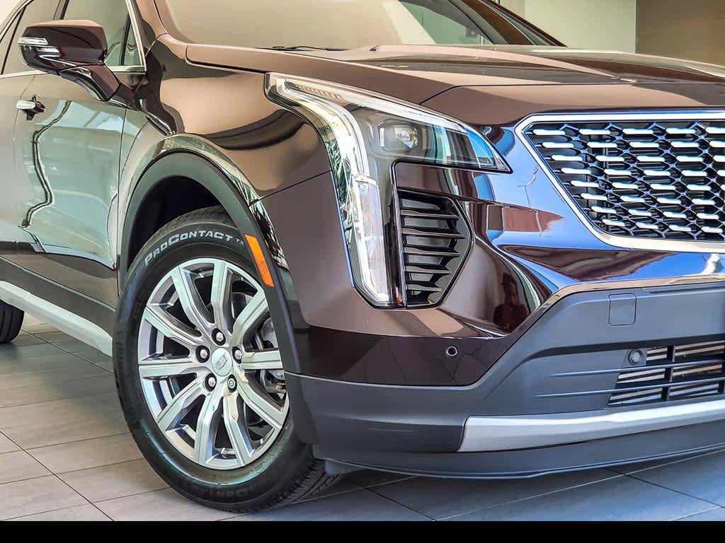 Used 2021 Cadillac XT4 Premium Luxury AWD/4WD image 4