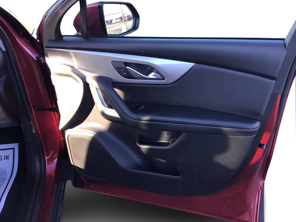 Used 2025 Chevrolet Blazer LT image 20