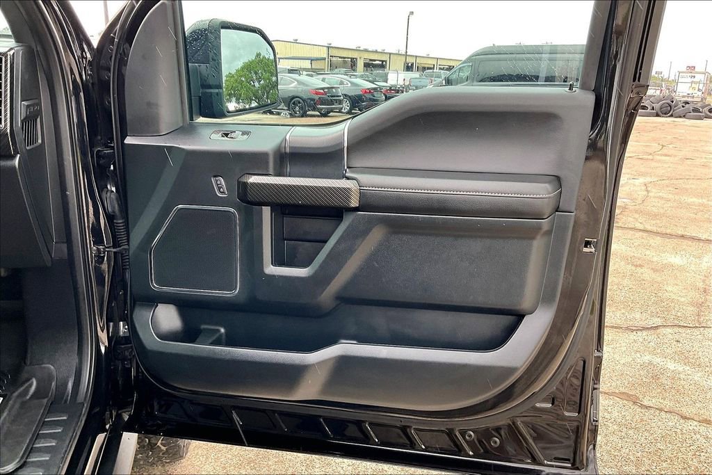 Used 2019 Ford F150 Lariat w/ Equipment Group 502A Luxury AWD/4WD image 29