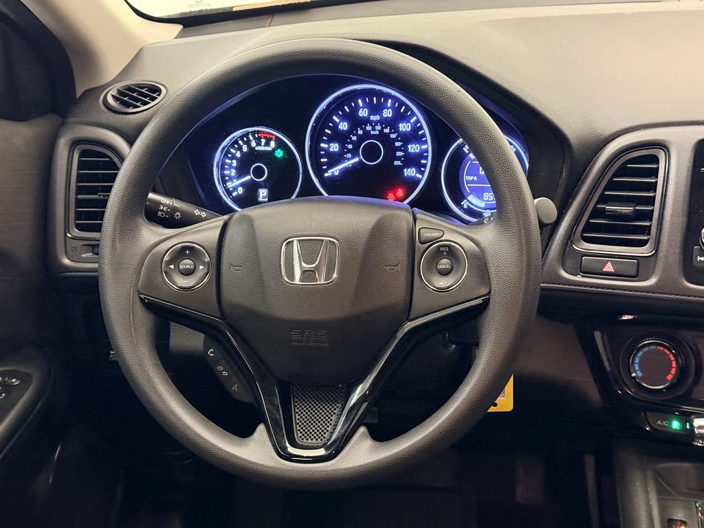 Used 2020 Honda HR-V LX image 12