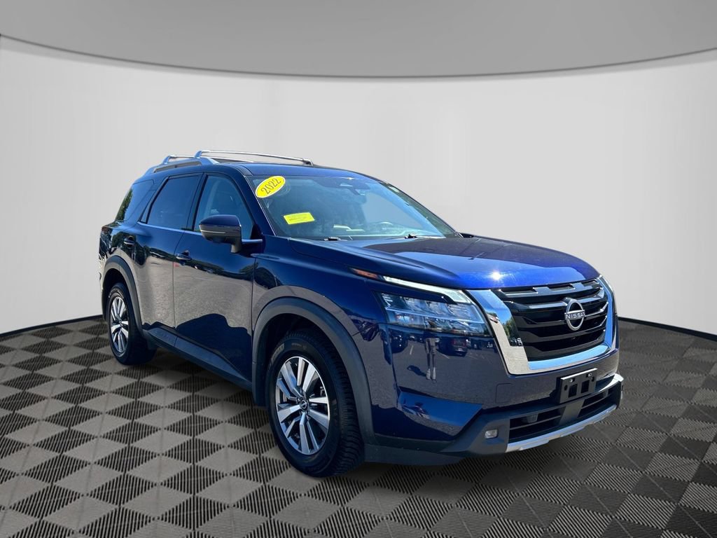 Used 2022 Nissan Pathfinder SL AWD/4WD image 7