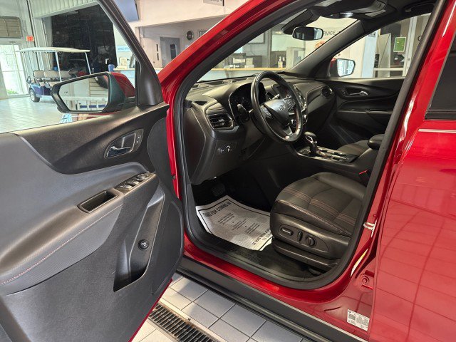 Used 2023 Chevrolet Equinox RS AWD/4WD image 13