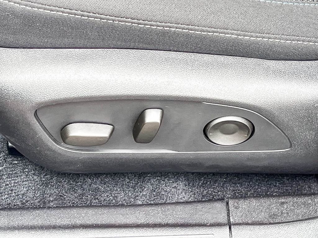 New 2026 Chevrolet Equinox EV LT image 20