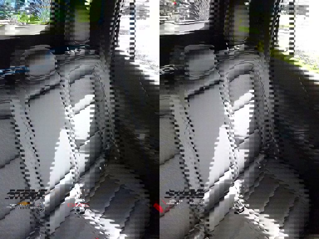 New 2026 Chevrolet Equinox LT w/ Convenience Package II image 17