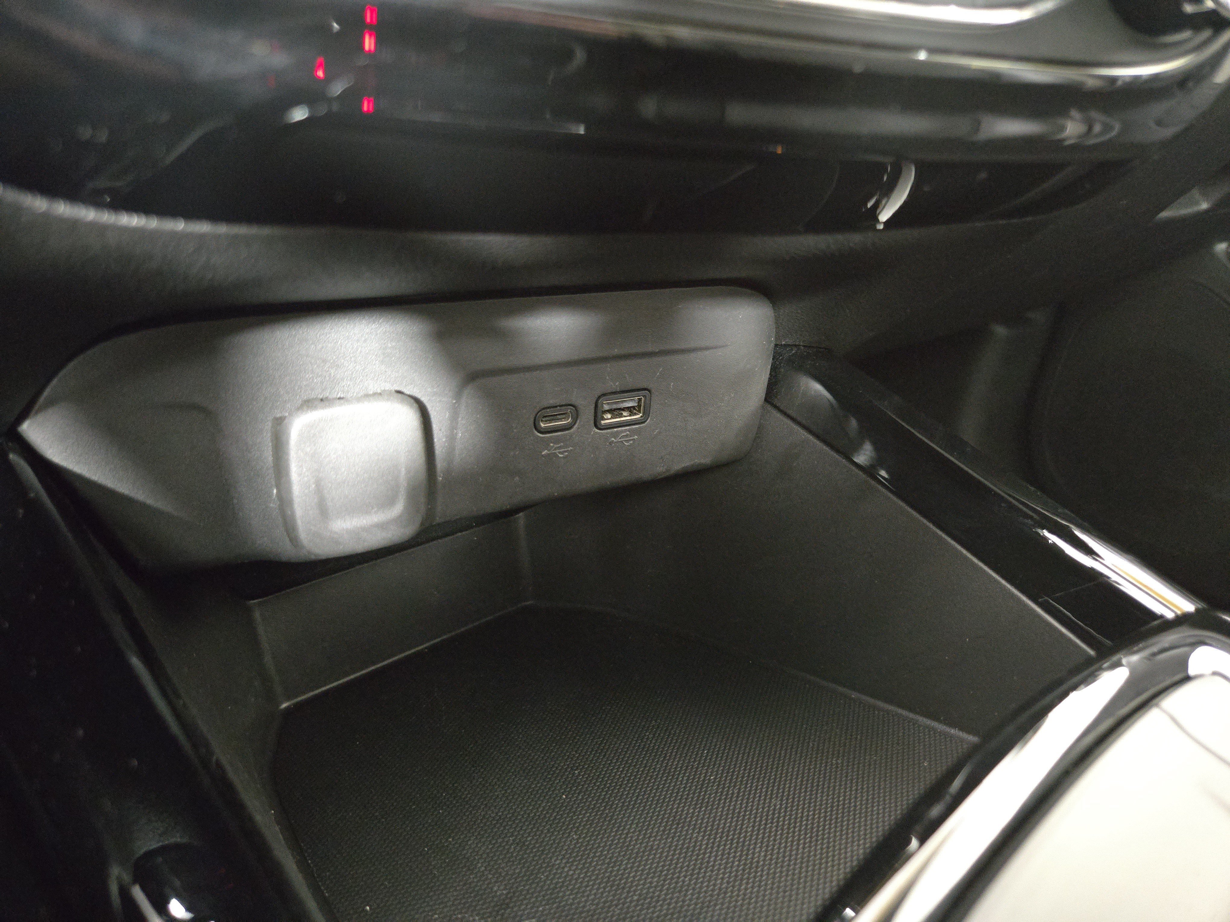 Used 2025 Chevrolet Trax ACTIV w/ Driver Confidence Package FWD image 26