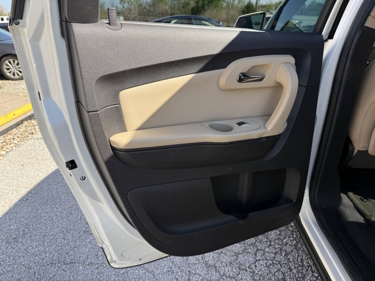 Used 2012 Chevrolet Traverse LTZ AWD/4WD image 20