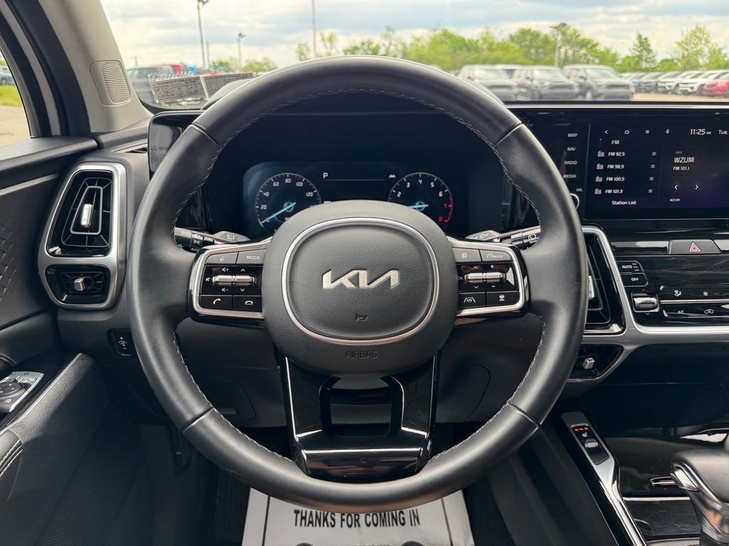 Certified 2023 Kia Sorento SX AWD/4WD image 15