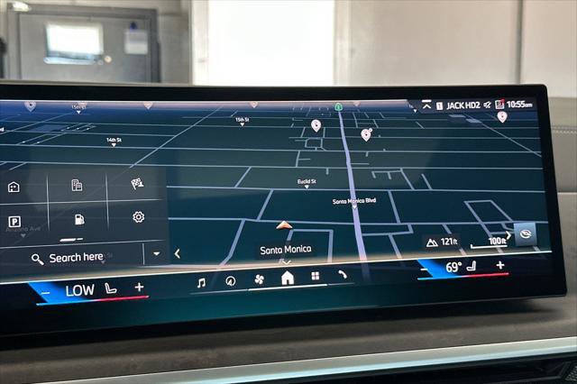 Used 2026 BMW X5 xDrive50e w/ Executive Package AWD/4WD image 18