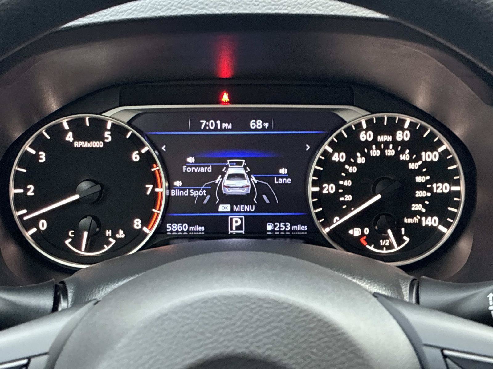 Used 2025 Nissan Altima 2.5 SV AWD/4WD image 28