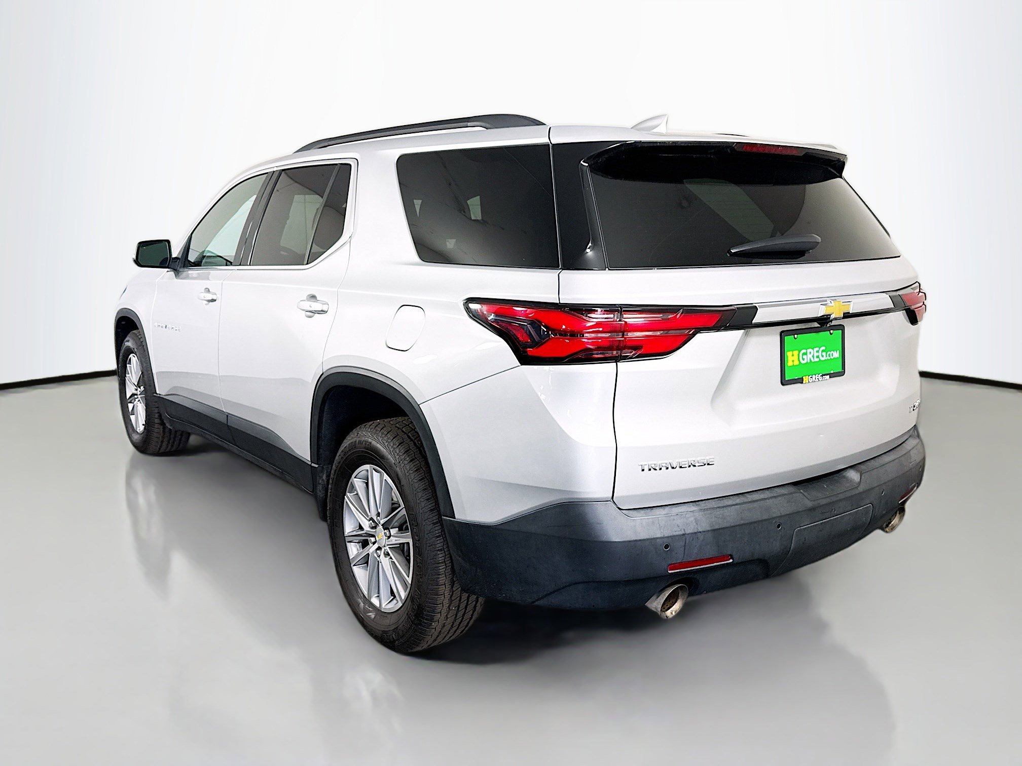 Used 2022 Chevrolet Traverse LT image 7