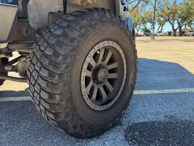 Used 2012 Jeep Wrangler Unlimited Sport AWD/4WD image 5