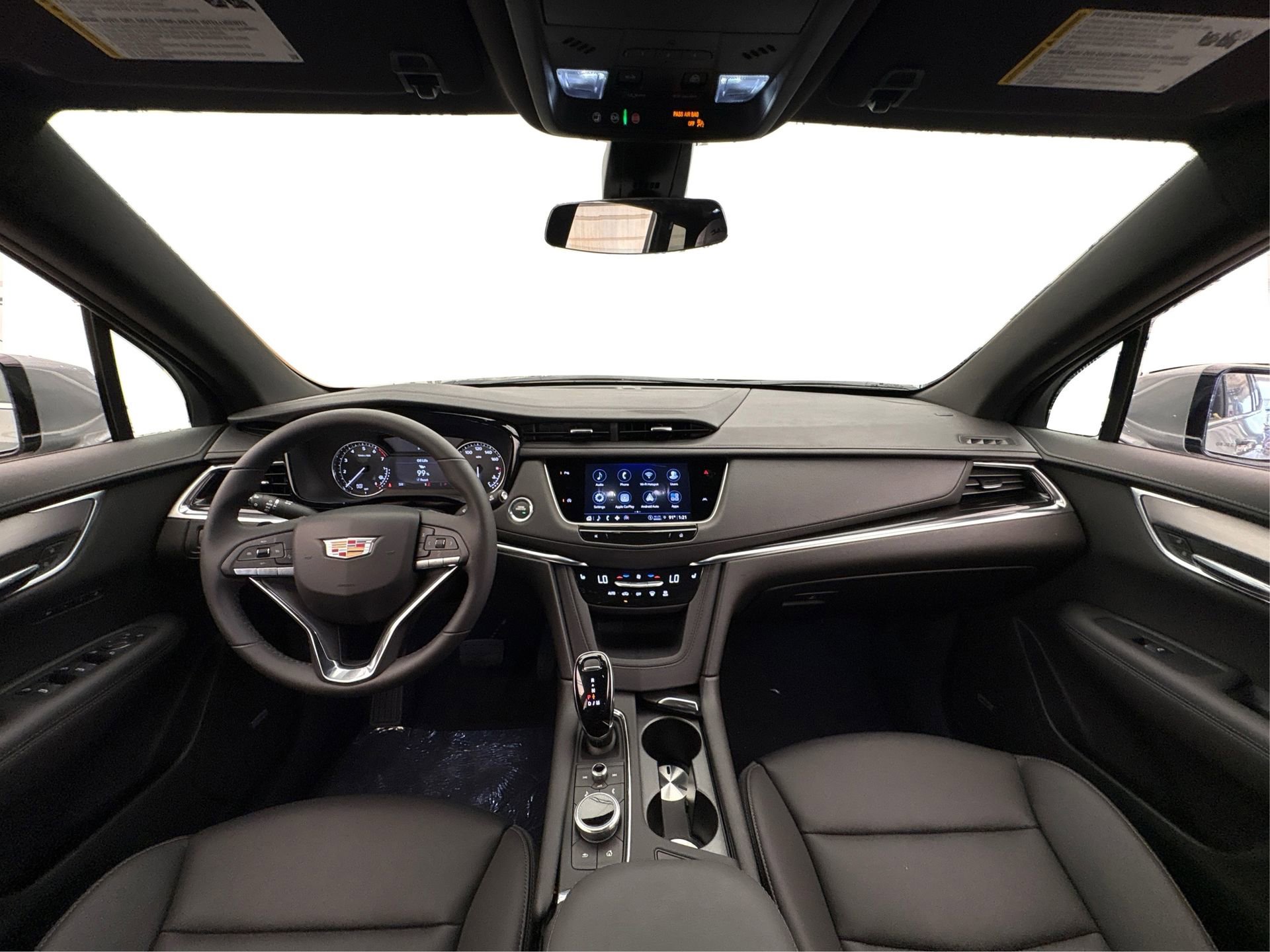 New 2025 Cadillac XT6 Luxury image 23