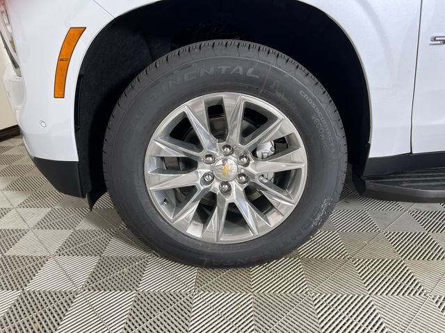 New 2026 Chevrolet Suburban Premier w/ Sun And Tow Package image 22
