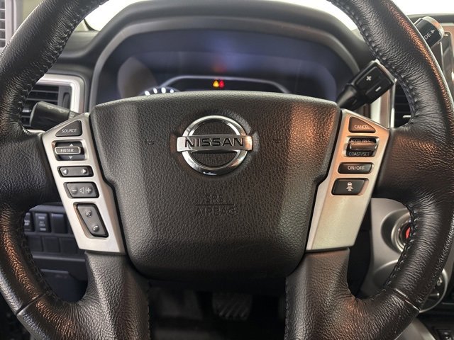 Used 2021 Nissan Titan SV w/ SV Convenience Package image 18