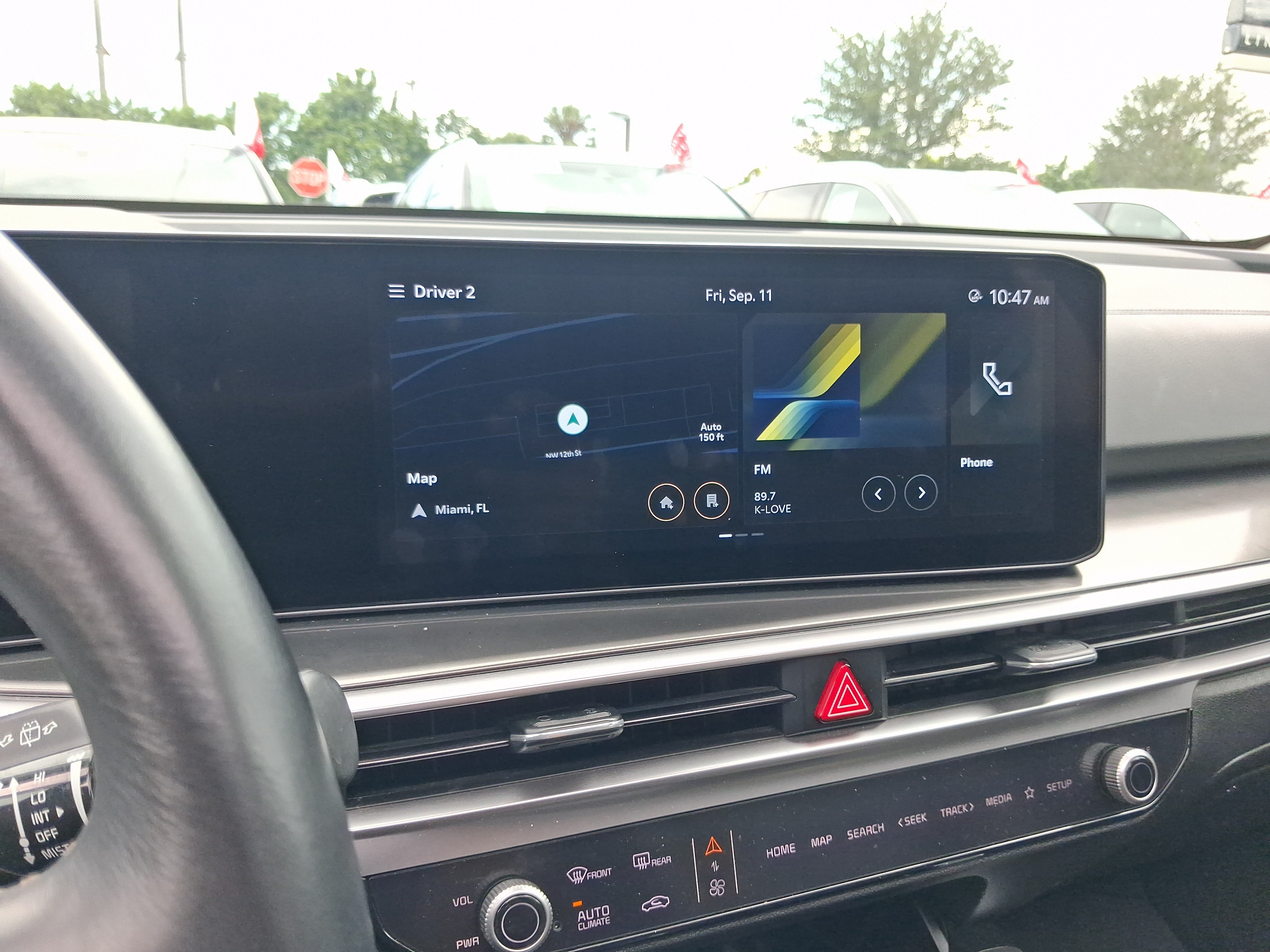 Used 2025 Kia Sorento EX w/ Panoramic Sunroof Package FWD image 19