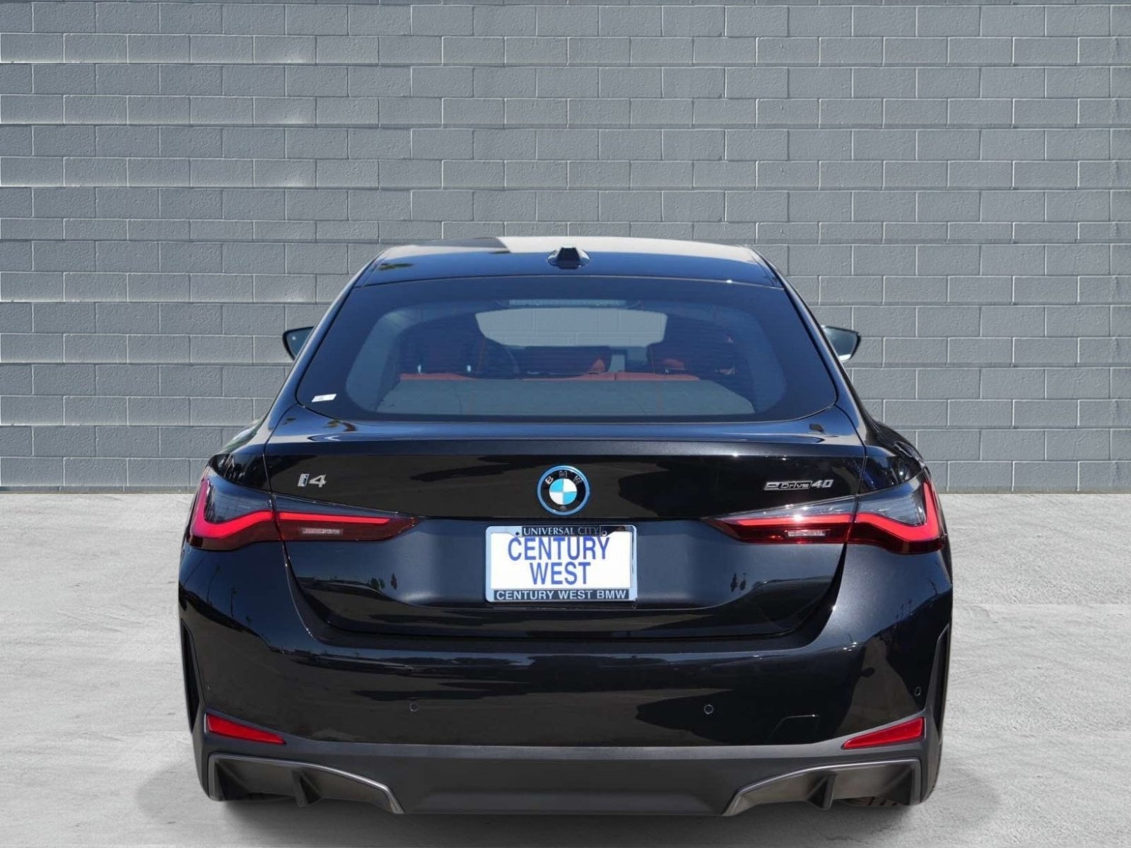 Used 2025 BMW i4 eDrive40 RWD image 4