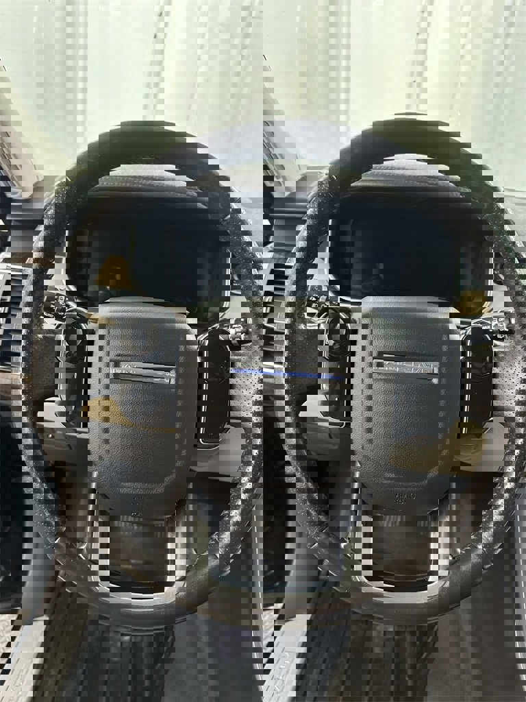 Used 2018 Land Rover Range Rover Sport HSE image 16