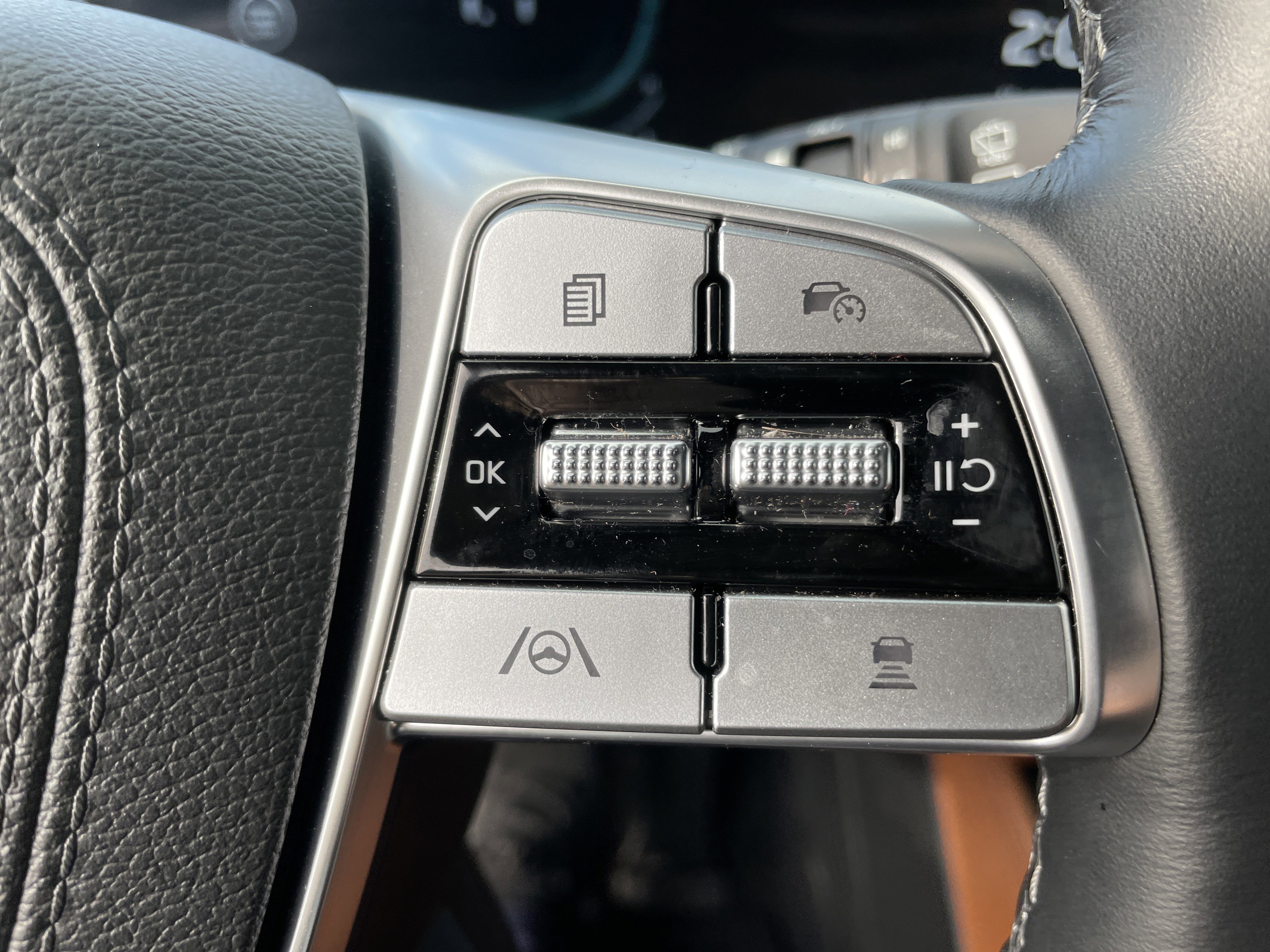 Used 2025 Kia Telluride EX X-Line image 48